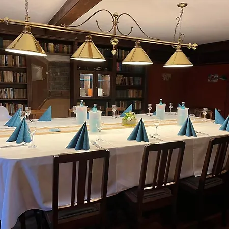 Zum Boehmischen Buergergarten Apartman *